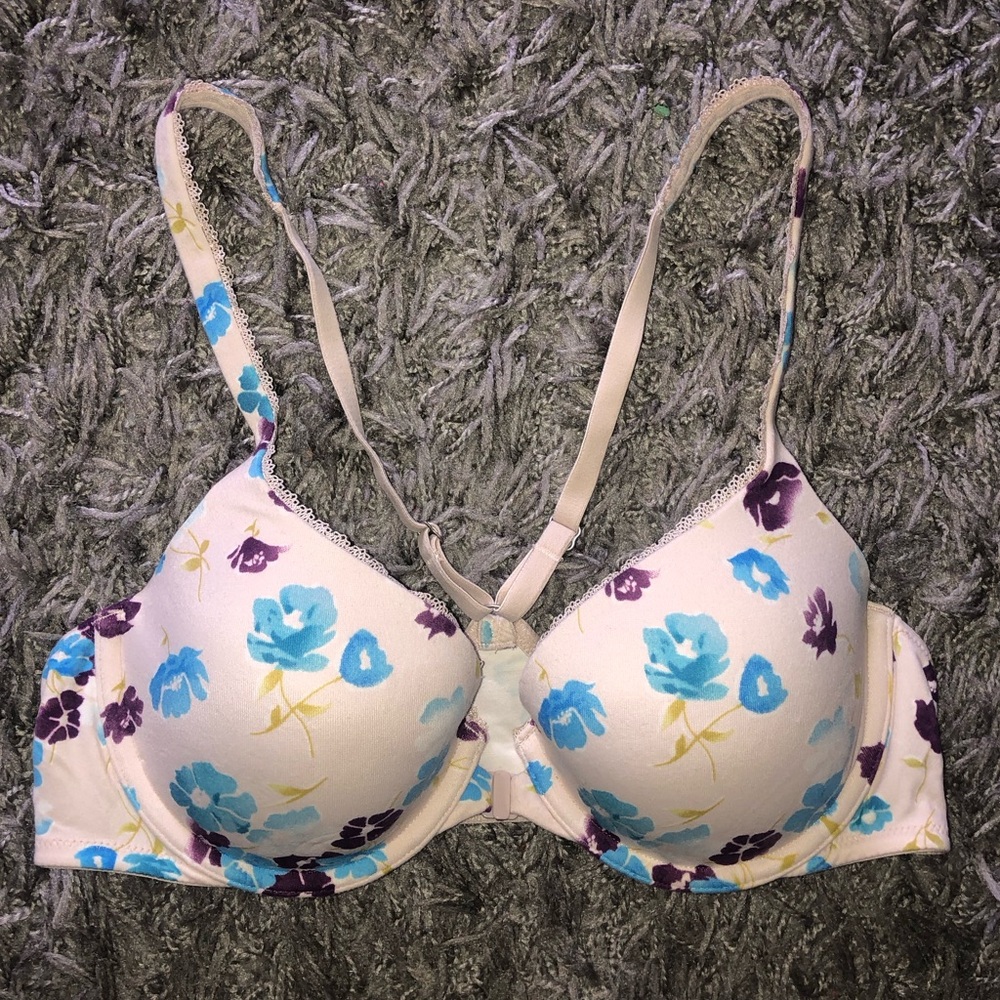 Vintage Victoria’s Secret Body by Victoria Racerback Demi, Size 36B